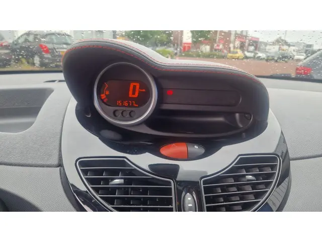 Renault Twingo 1.2 16V Dynamique 151672 Km. 2012 Benzine 7