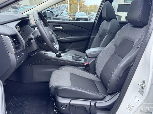 Nissan QASHQAI 1.3 MHEV Xtronic N-Connecta 2025 Benzine 18