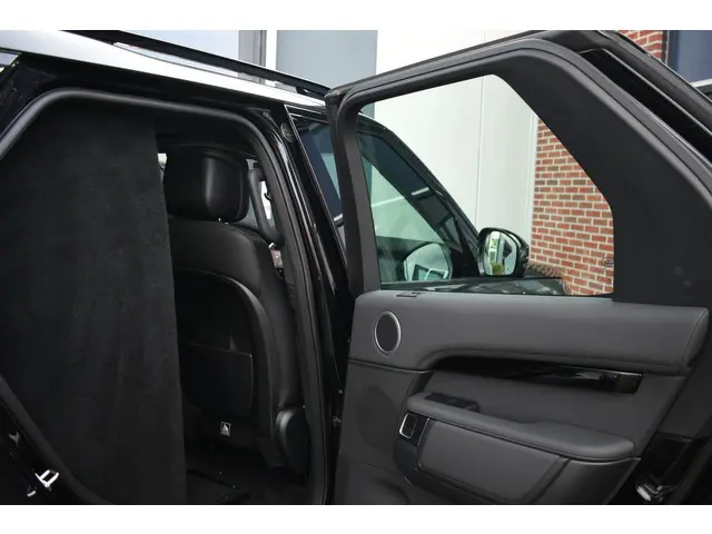 Land Rover Discovery 3.0 D300 HSE 2021 Diesel 24