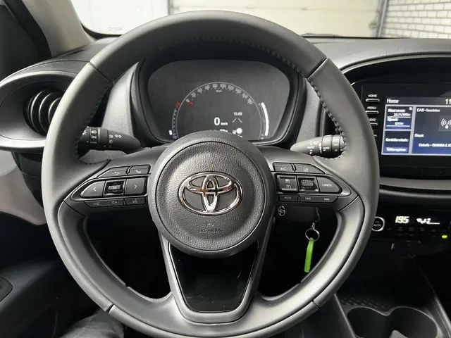 Toyota Aygo X 1.0 VVT-i MT first 2023 Benzine 17