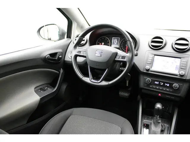 SEAT Ibiza ST 1.0 EcoTSI Style Connect 2016 Benzine 2