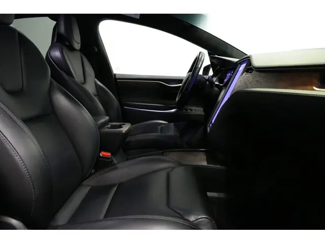 Tesla Model X Long Range 2019 Elektrisch 23