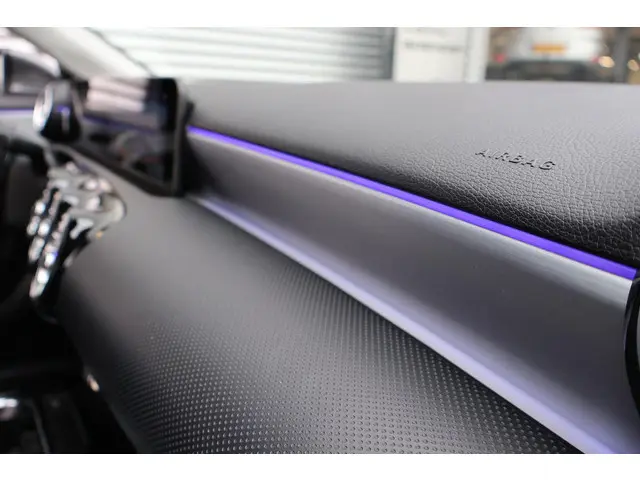 Mercedes-Benz A-Klasse 250 Premium Plus 2018 Benzine 30