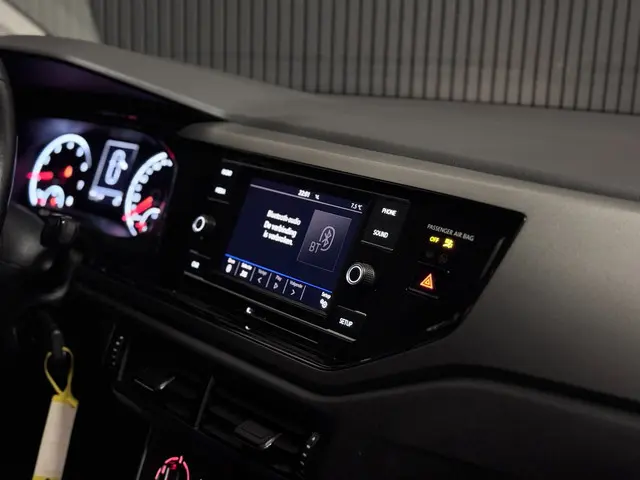 Volkswagen Polo 1.0 TSI Comfortline 2018 Benzine 24