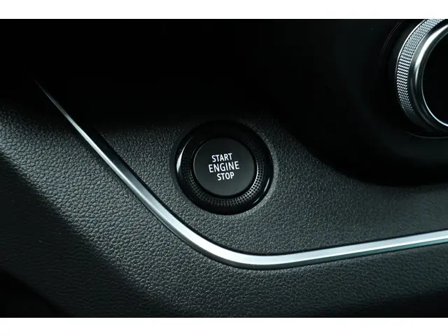 Renault Trafic 2.0 dCi 170 T29 L2H1 DC Luxe 2023 Diesel 21