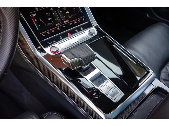 Audi Q7 4.0 TFSI SQ7 quattro 2022 Benzine 15