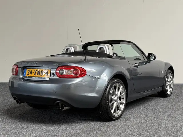 Mazda MX-5 1.8 Kaminari 2012 Benzine 2