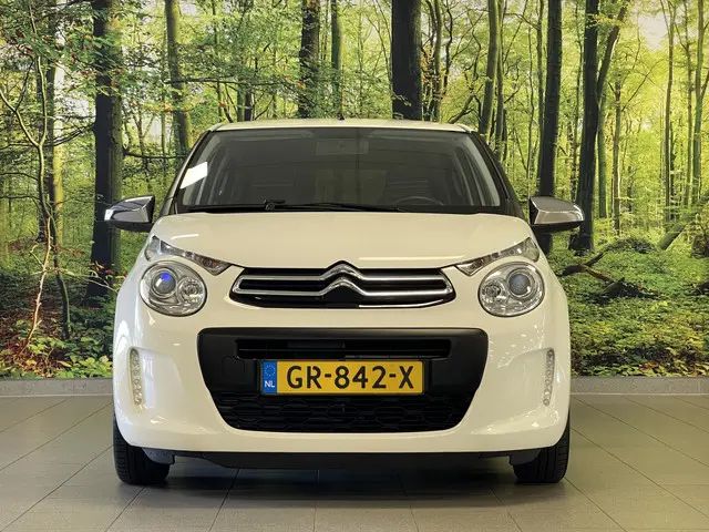 Citroën C1 1.0 e-VTi Style Edition 2015 Benzine 2
