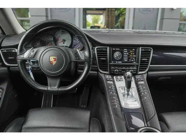 Porsche Panamera 3.0 S 421pk Facelift 2014 Benzine 9