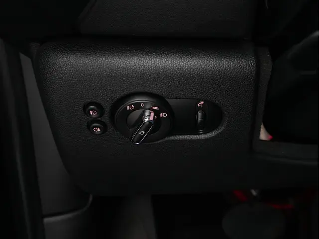 MINI Electric Mini Yours 33 kWh [ 3-Fase ] 2020 Elektrisch 26