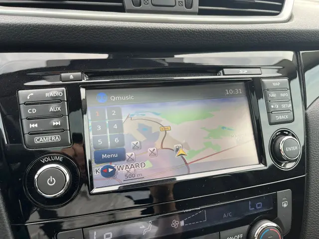 Nissan QASHQAI 1.2 Connect Edition 2015 Benzine 14