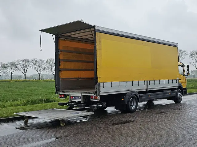Mercedes-Benz Atego 1523 2021 Diesel 3