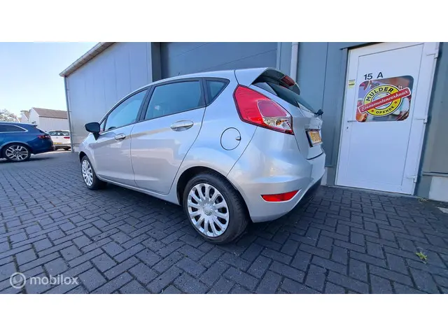 Ford Fiesta 1.0 Ambiente 2015 Benzine 5