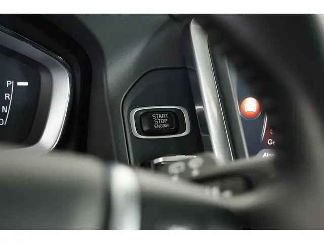 Volvo XC60 2.0 T5 FWD Polar+ 2017 Benzine 24