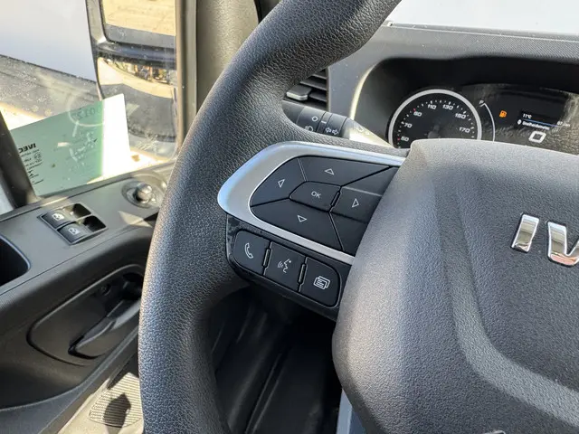 Iveco Daily 35S14 2022 Diesel 18