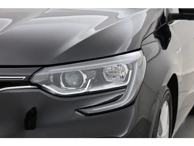 Renault Mégane Estate 1.3 TCe Limited 2020 Benzine 23