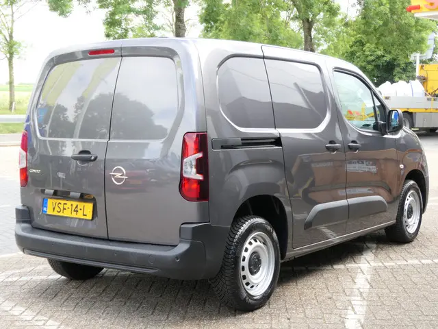 Opel Combo 1.5D L1H1 2022 Diesel 7