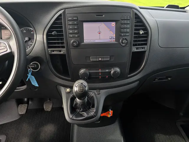 Mercedes-Benz Vito 111 CDI L2 H1 2017 Diesel 14