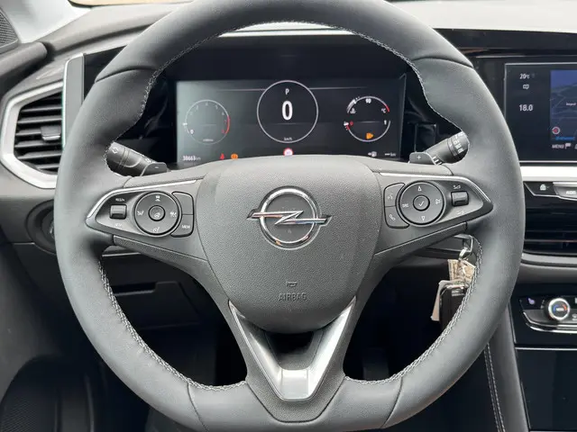 Opel Grandland 1.2 Turbo GS 2024 Benzine 8