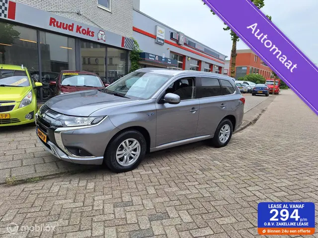 Mitsubishi Outlander 2.4 PHEV PURE 2020 Hybride Benzine