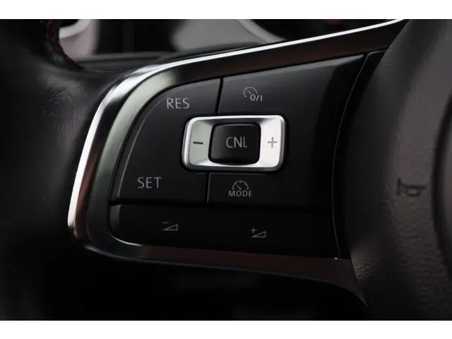 Volkswagen Golf 2.0 TSI GTI Performance 2014 Benzine 36