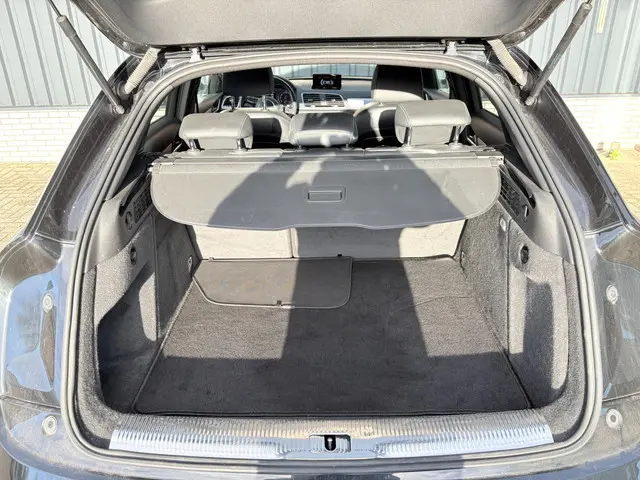 Audi Q3 1.4 TFSI Sport Advance Sport 2018 Benzine 25