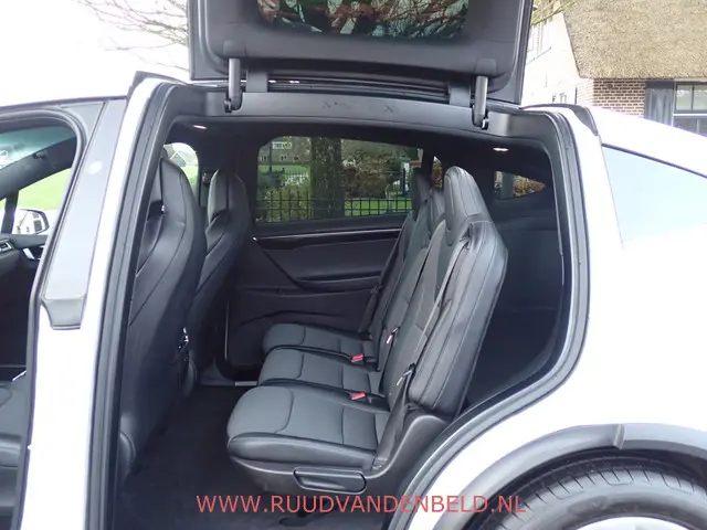 Tesla Model X 75D 2017 Elektrisch 9
