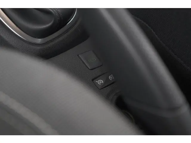 Renault Captur TCe 90 Intens 2017 Benzine 40
