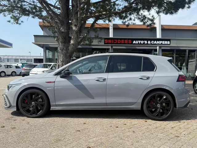 Volkswagen Golf 2.0 TSI GTI pano 2024 2024 Benzine 14