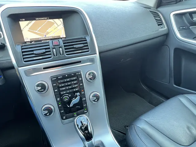 Volvo XC60 2.0 D4 190 PK FWD AUTOMAAT Summum 2017 Diesel 5