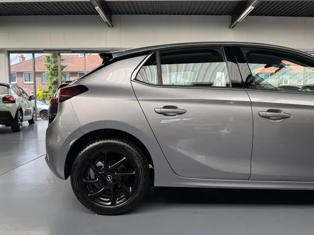 Opel Corsa 1.2 GS Line 2020 Benzine 8