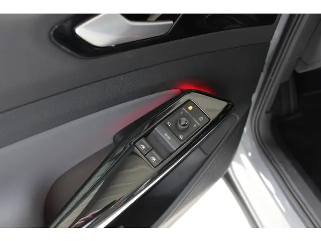 Volkswagen ID.4 Life 77 kWh 2021 Elektrisch 9