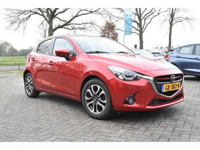 Mazda 2 1.5 Skyactiv-G GT-M 2015 Benzine 2