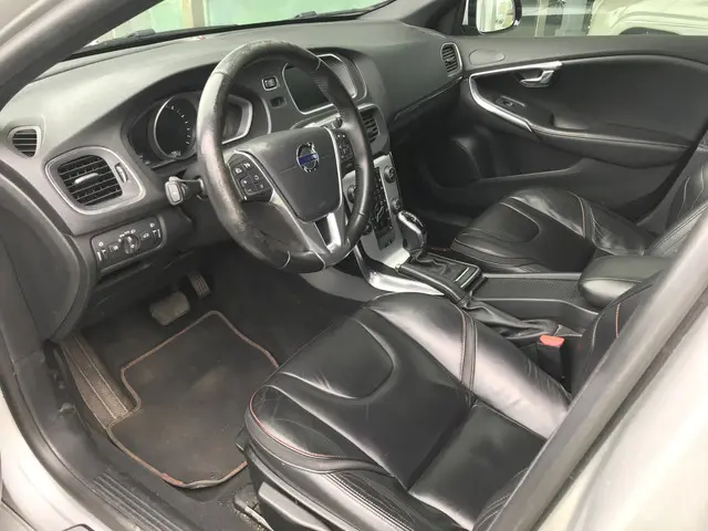 Volvo V40 1.5 T2 Ocean Race Automaat 2016 Benzine 6