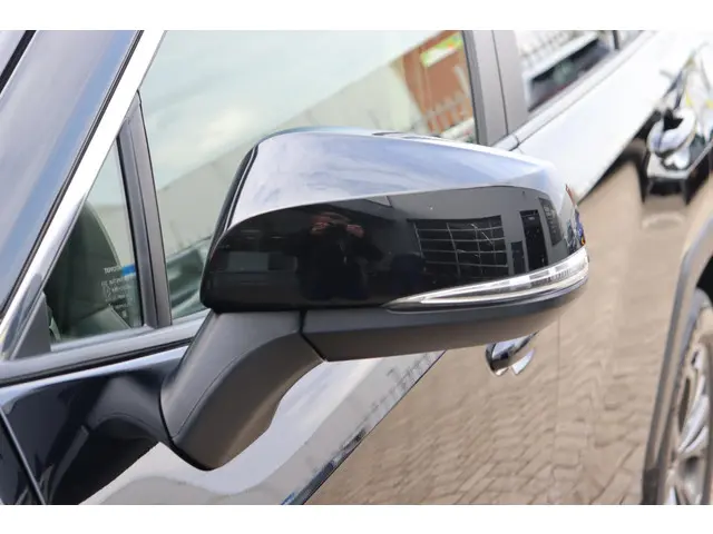 Toyota RAV4 2.0 VVT-iE Dynamic, Trekhaak 2024 Benzine 35