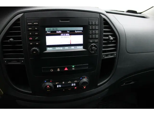 Mercedes-Benz Vito Bestel 114 CDI Lang 2015 Diesel 14