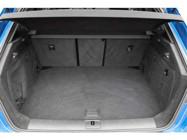 Audi A3 Sportback 1.5 TFSI S Line Edition 2018 Benzine 19