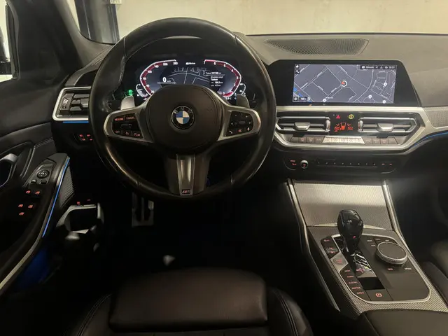 BMW 3 Serie Touring 330e M-Sport 2021 Hybride Benzine 4