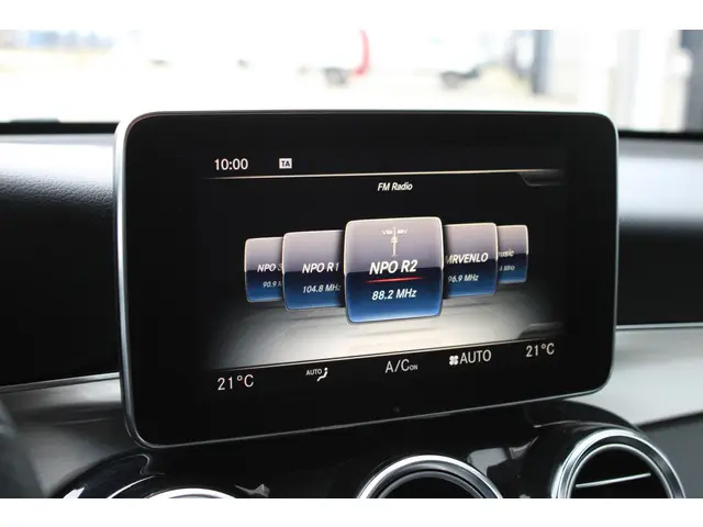 Mercedes-Benz GLC Coupé 250 4M AMG 2019 Benzine 23