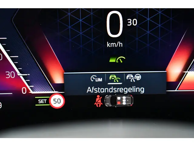 BMW 1 Serie 120 M-Sport 2024 Benzine 74