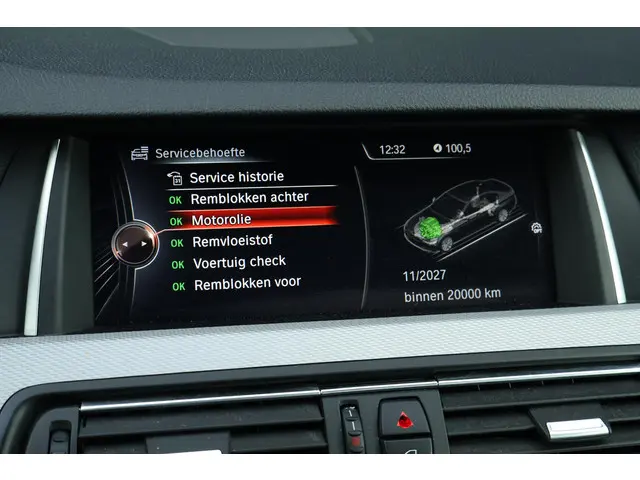 BMW 5 Serie 520i Executive 2014 Benzine 29