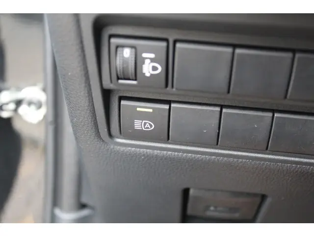 Toyota Yaris 1.5 Hybrid Dynamic 2022 Hybride Benzine 15