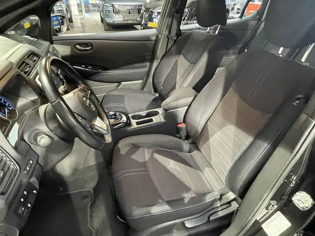 Nissan Leaf Acenta 40 kWh 2020 Elektrisch 7