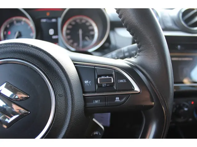 Suzuki Swift 1.2 Select SmartHybride Automaat 2022 Benzine 19