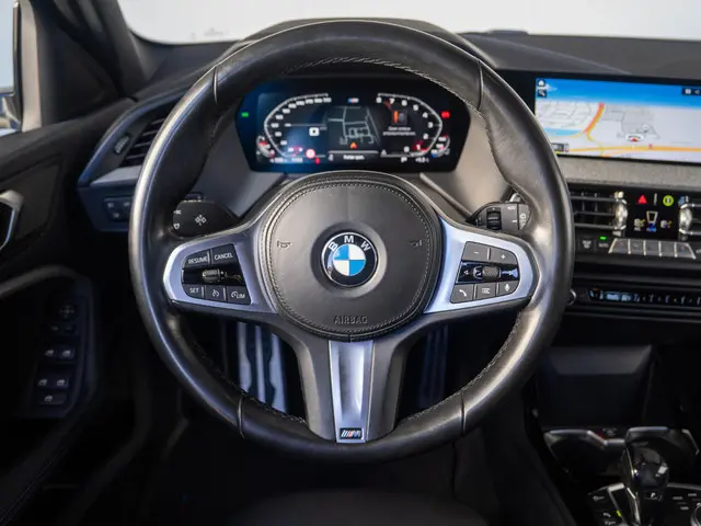 BMW 1 Serie 116i 2021 Benzine 7