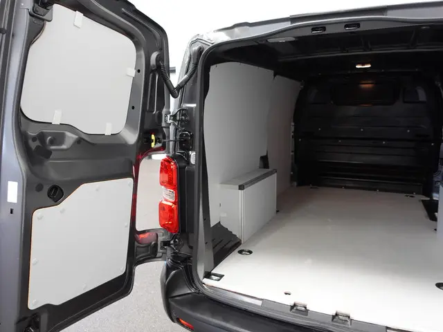Opel Vivaro 2.0 BlueHDi 145PK L3 Automaat 2024 Diesel 35