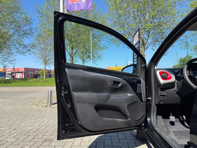 Citroën C1 1.0 e-VTi Feel 2014 Benzine 11