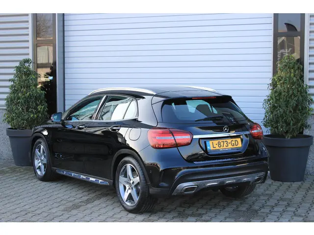 Mercedes-Benz GLA 250 AMG 2018 Benzine 9