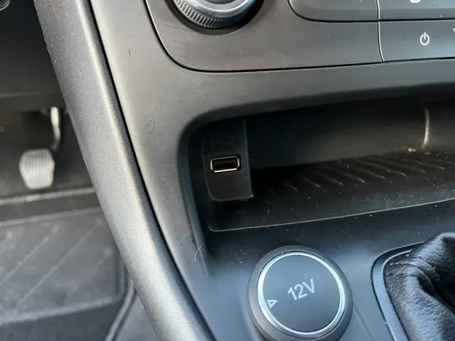 Ford Focus Wagon 1.0 Trend Edition *btw* 2015 Benzine 14