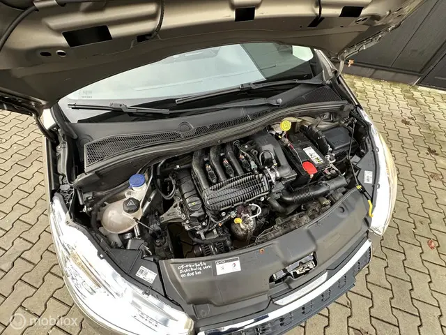 Peugeot 208 1.2 82PK STYLE | CRUISE | PDC | NAVI | 2015 Benzine 27